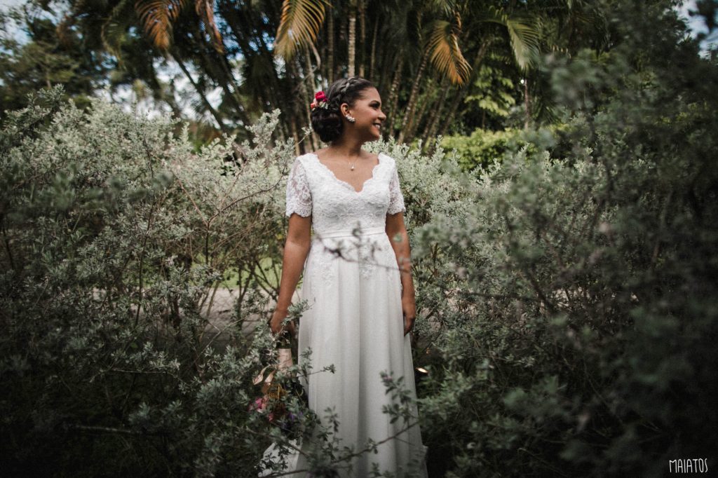 casamento ao ar livre no lajedo noiva